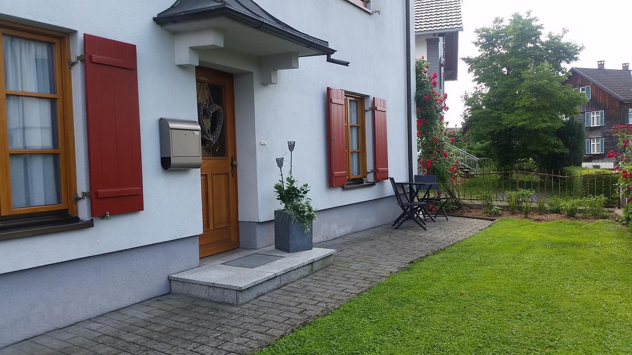Ferienwohnung Lilly Дорнбирн Екстериор снимка