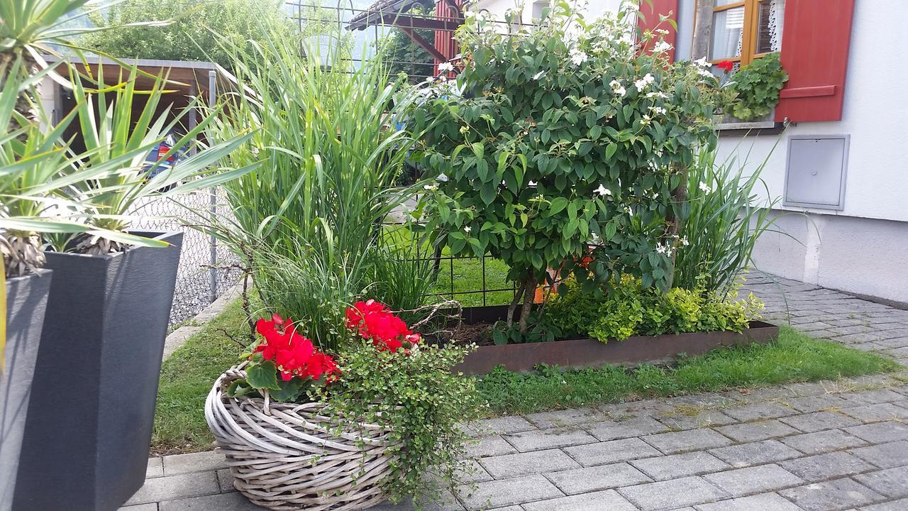 Ferienwohnung Lilly Дорнбирн Екстериор снимка
